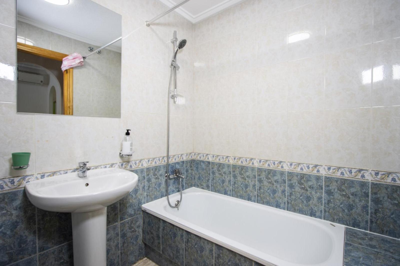 Ferienwohnung Alegria Id94 Torrevieja Exterior foto